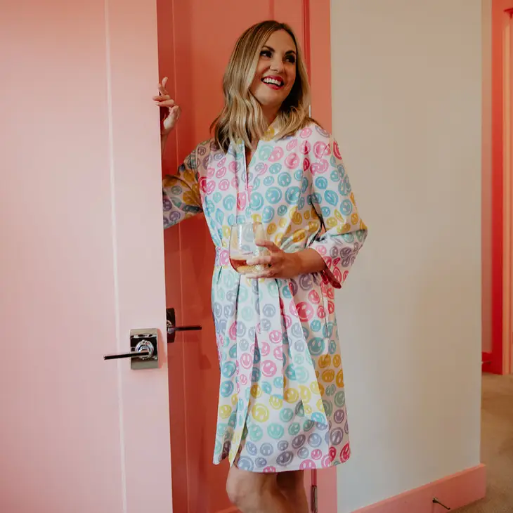 ROBE-PASTEL HAPPY FACE REPEAT